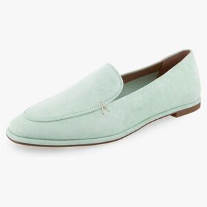 AEROSOLES Neo Loafers in Glean Suede Size 6.5